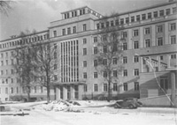 Zur Chirurgischen Klinik umgebautes Haus 19 - 1956: Blick zum Treppenhaus