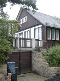 Wohnhaus Victor Klemperer mit Original Garage und Terrasse 